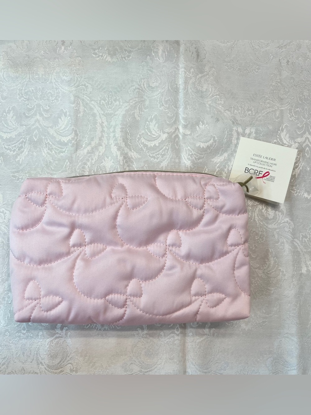 Estée Lauder Quilted Light Pink Cosmetic Pouch Breast Cancer Research Foundation - Picture 5 of 6